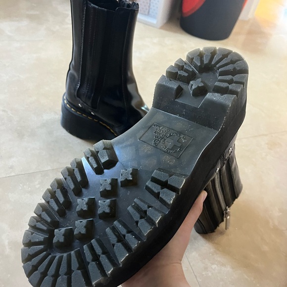 Dr. Martens Ultra Max Jadon Boots - Picture 5 of 8